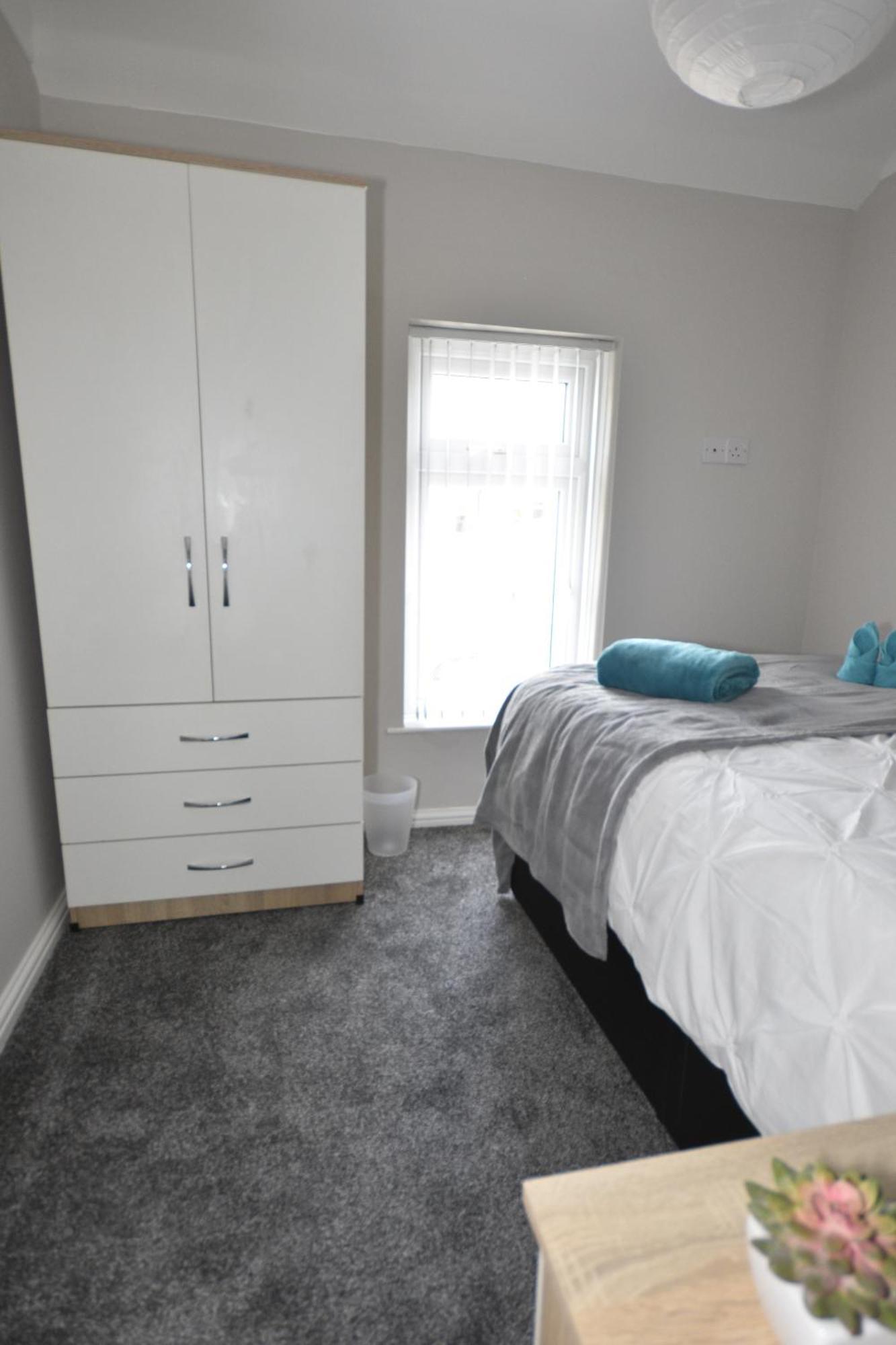 Отель Townhouse @ Penkhull New Road Stoke Экстерьер фото